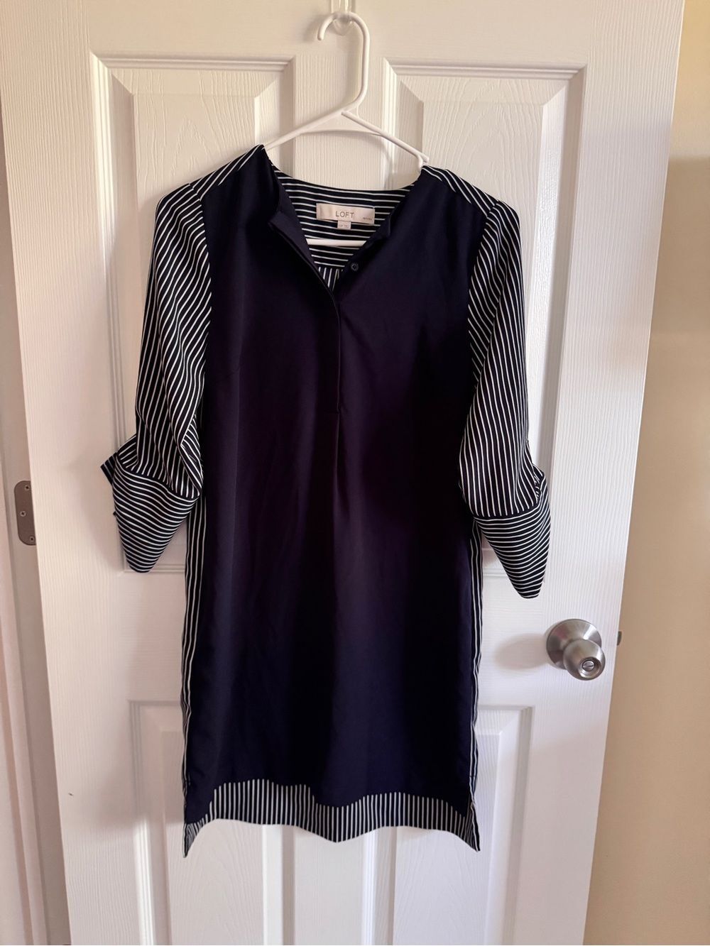 LOFT Women's Navy and White Long Sleeve Shift Dress NWOT xxsp